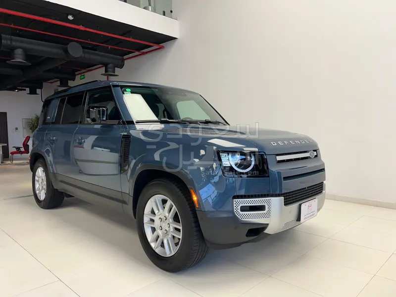 2023 لاند روفر ديفيندر 110