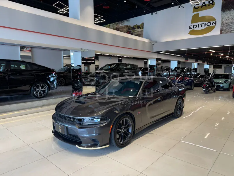 2023 دودج تشارجر اس ار تي