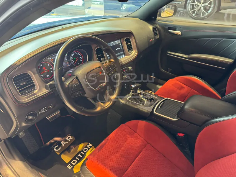 2023 دودج تشارجر اس ار تي