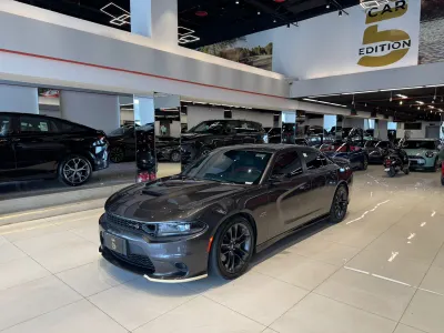 2023 دودج تشارجر اس ار تي