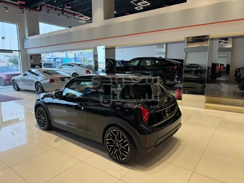 2025 ميني كوبر