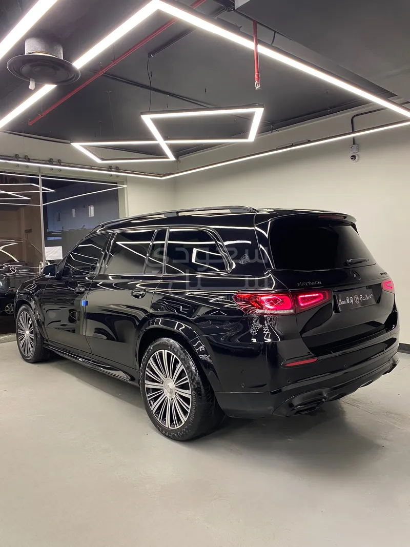 2021 مرسيدس - بنز جي إل إس 600 مايباخ