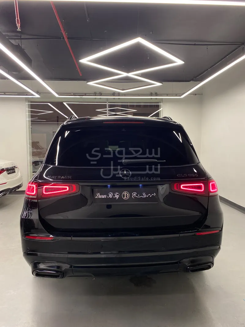 2021 مرسيدس - بنز جي إل إس 600 مايباخ
