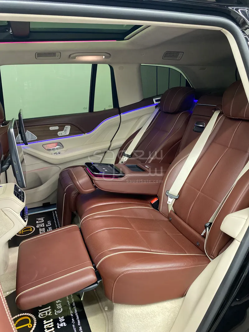 2021 مرسيدس - بنز جي إل إس 600 مايباخ