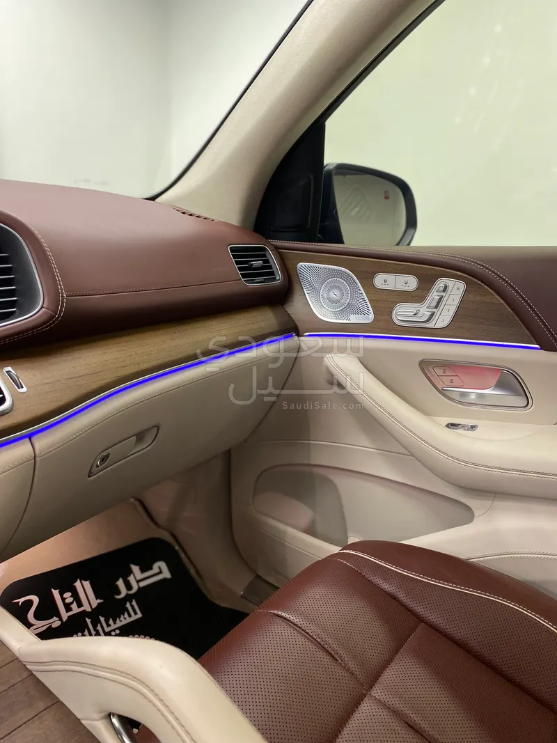 2021 مرسيدس - بنز جي إل إس 600 مايباخ