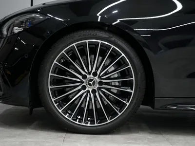 2025 مرسيدس - بنز سي 200