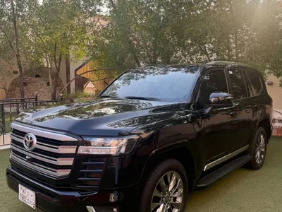 2024 تويوتا لاند كروزر جي اكس ار