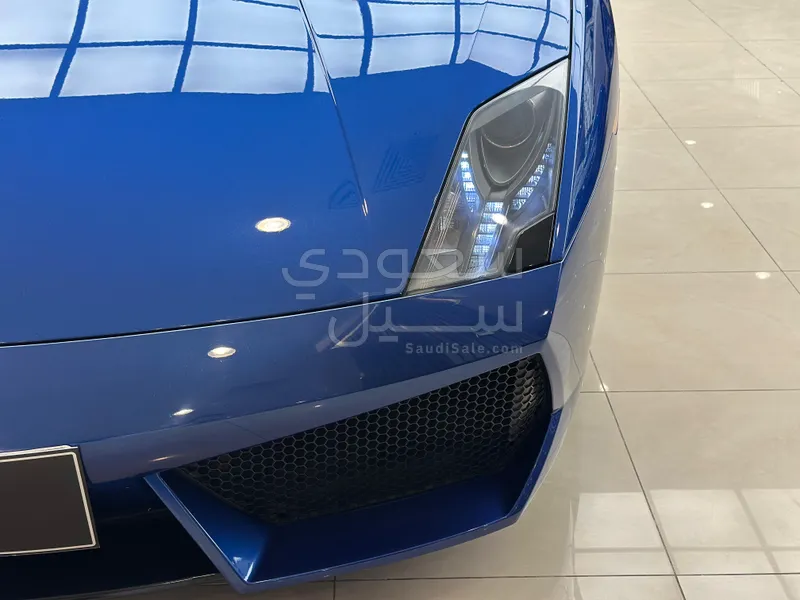 2010 لمبرجيني جلاردو