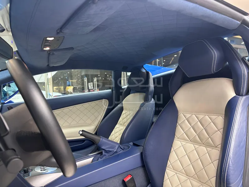 2010 لمبرجيني جلاردو