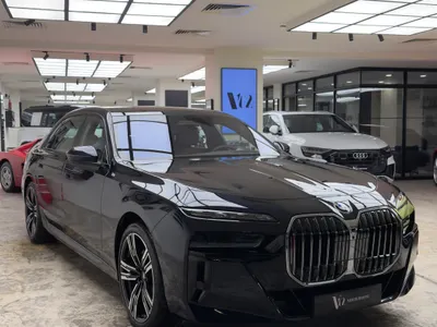 2026 بي ام دبليو الفئة السابعة 735أي