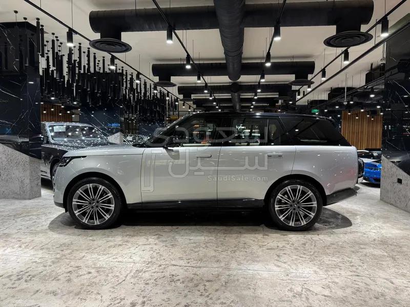 2023 لاند روفر رينج روفر اوتوبيوغرافي