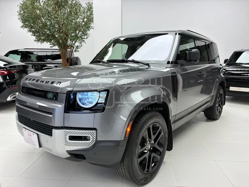 2020 لاند روفر ديفيندر 110