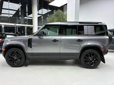 2020 لاند روفر ديفيندر 110