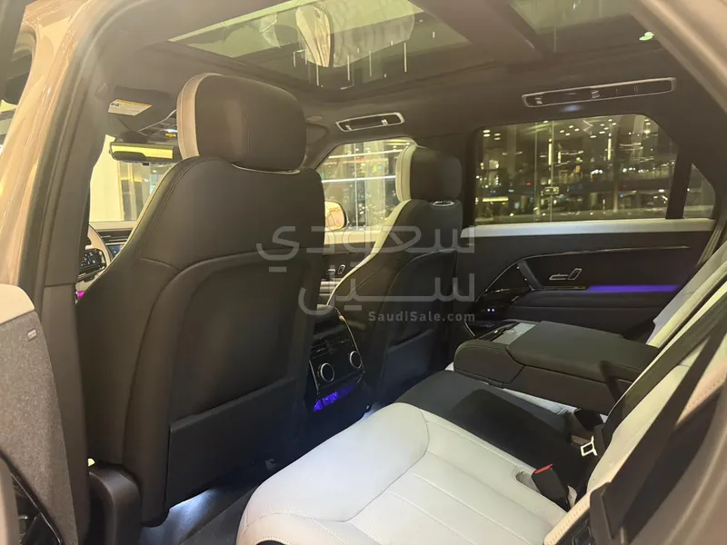 2025 لاند روفر رينج روفر سبورت اس اي