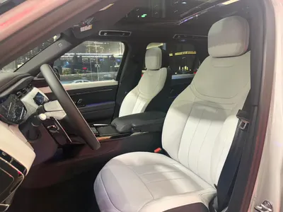 2025 لاند روفر رينج روفر سبورت اس اي