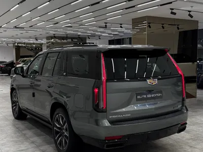 2024 كاديلاك اسكاليد بلاتينيوم