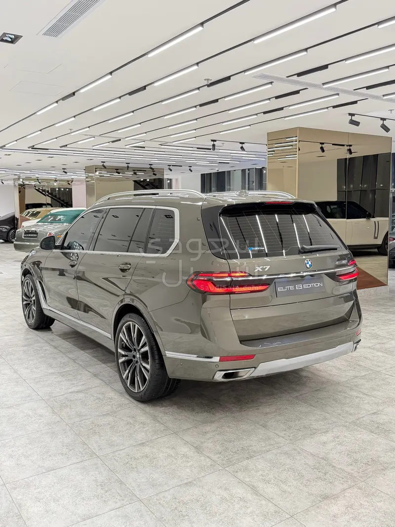 2023 بي ام دبليو الفئة اكس 7