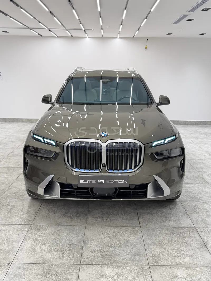 2023 بي ام دبليو الفئة اكس 7