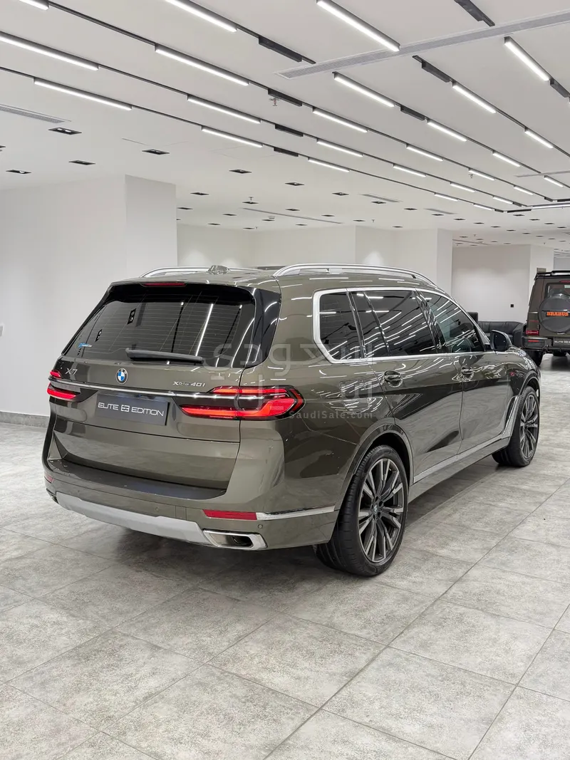 2023 بي ام دبليو الفئة اكس 7