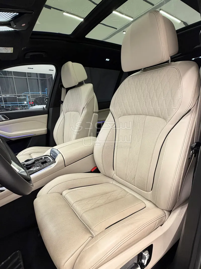 2023 بي ام دبليو الفئة اكس 7