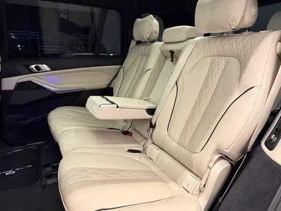 2023 بي ام دبليو الفئة اكس 7