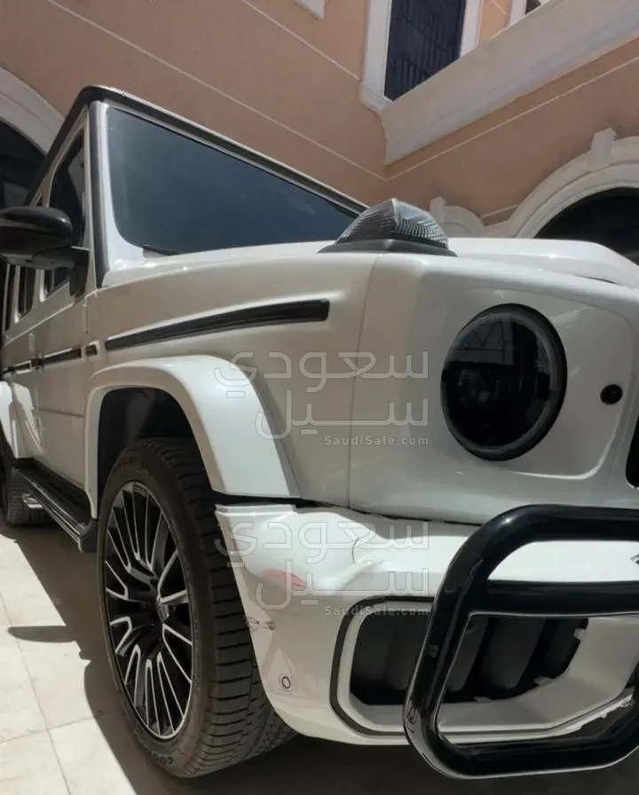 2025 مرسيدس - بنز جي 63 أي إم جي