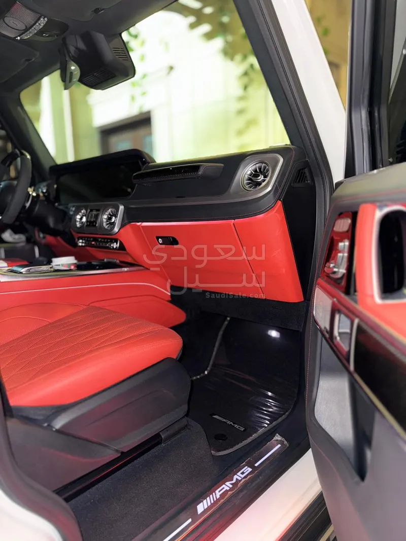 2025 مرسيدس - بنز جي 63 أي إم جي