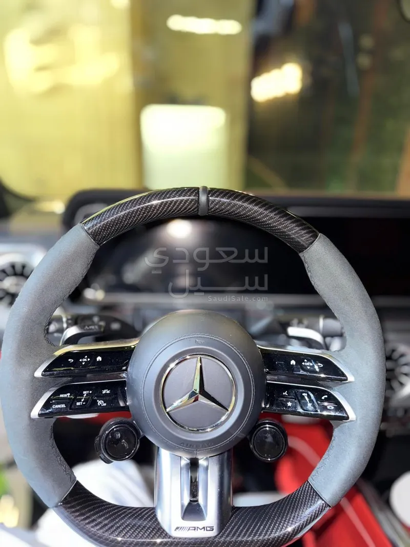 2025 مرسيدس - بنز جي 63 أي إم جي