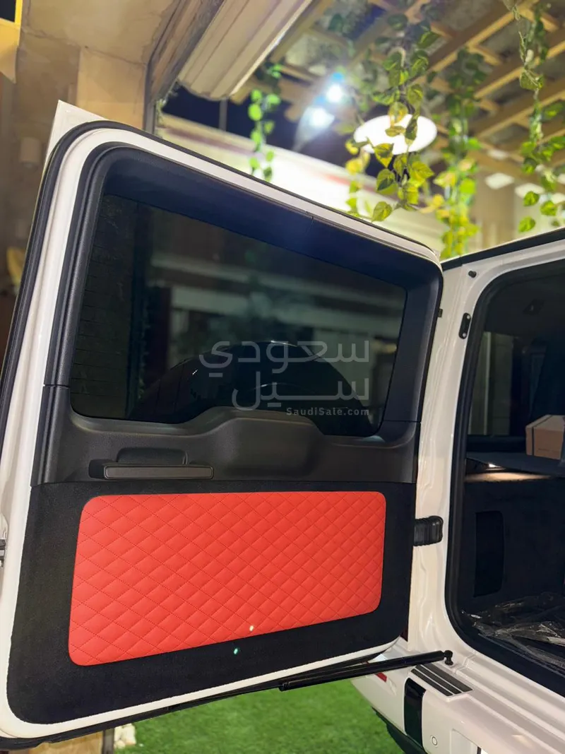 2025 مرسيدس - بنز جي 63 أي إم جي