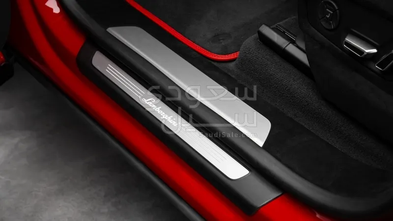 2025 لمبرجيني اوروس بيرفورمانتي