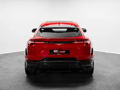 2025 لمبرجيني اوروس بيرفورمانتي