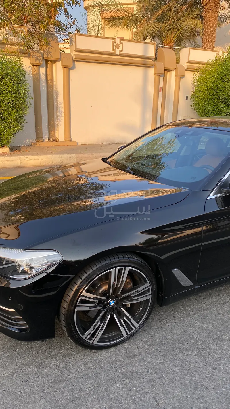 2018 بي ام دبليو الفئة الخامسة 530 أي