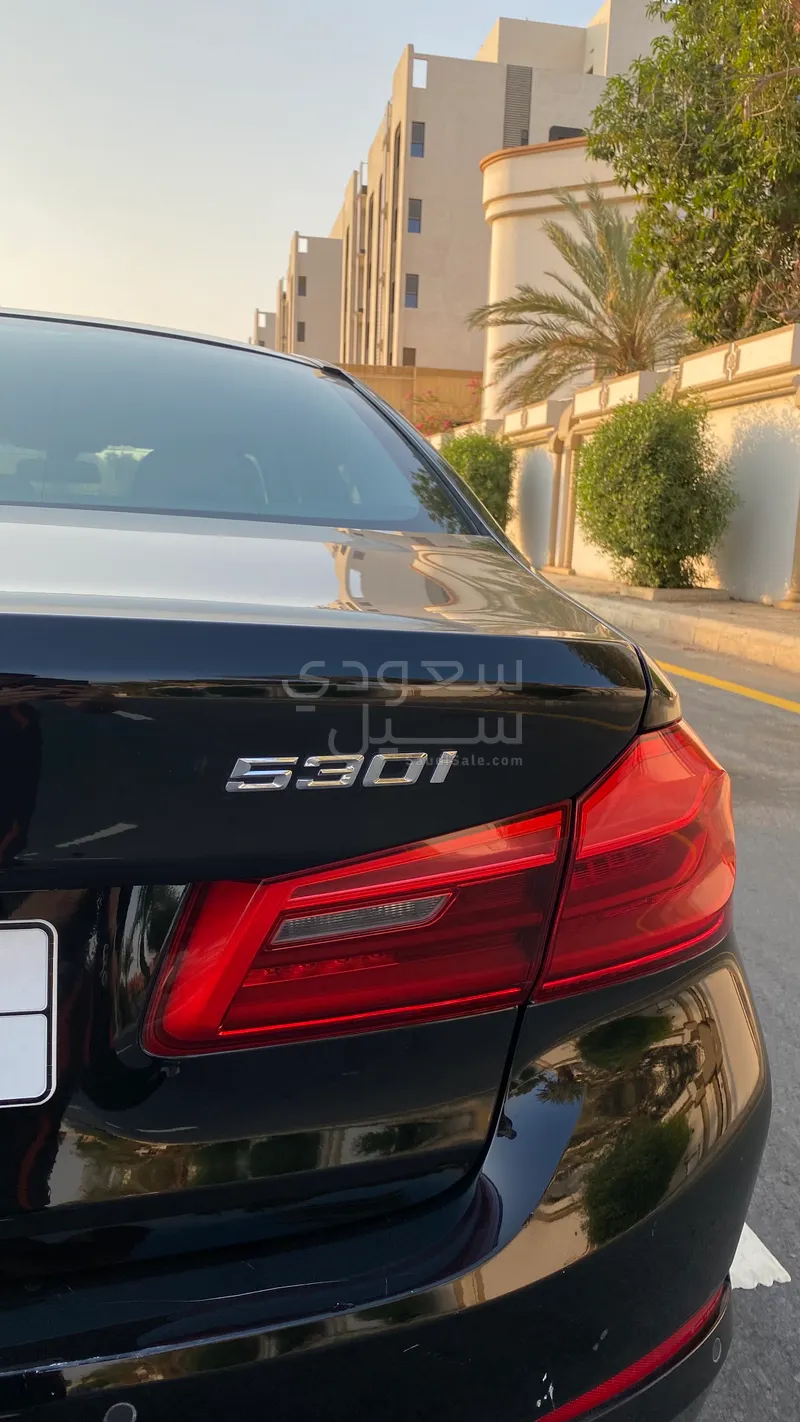 2018 بي ام دبليو الفئة الخامسة 530 أي