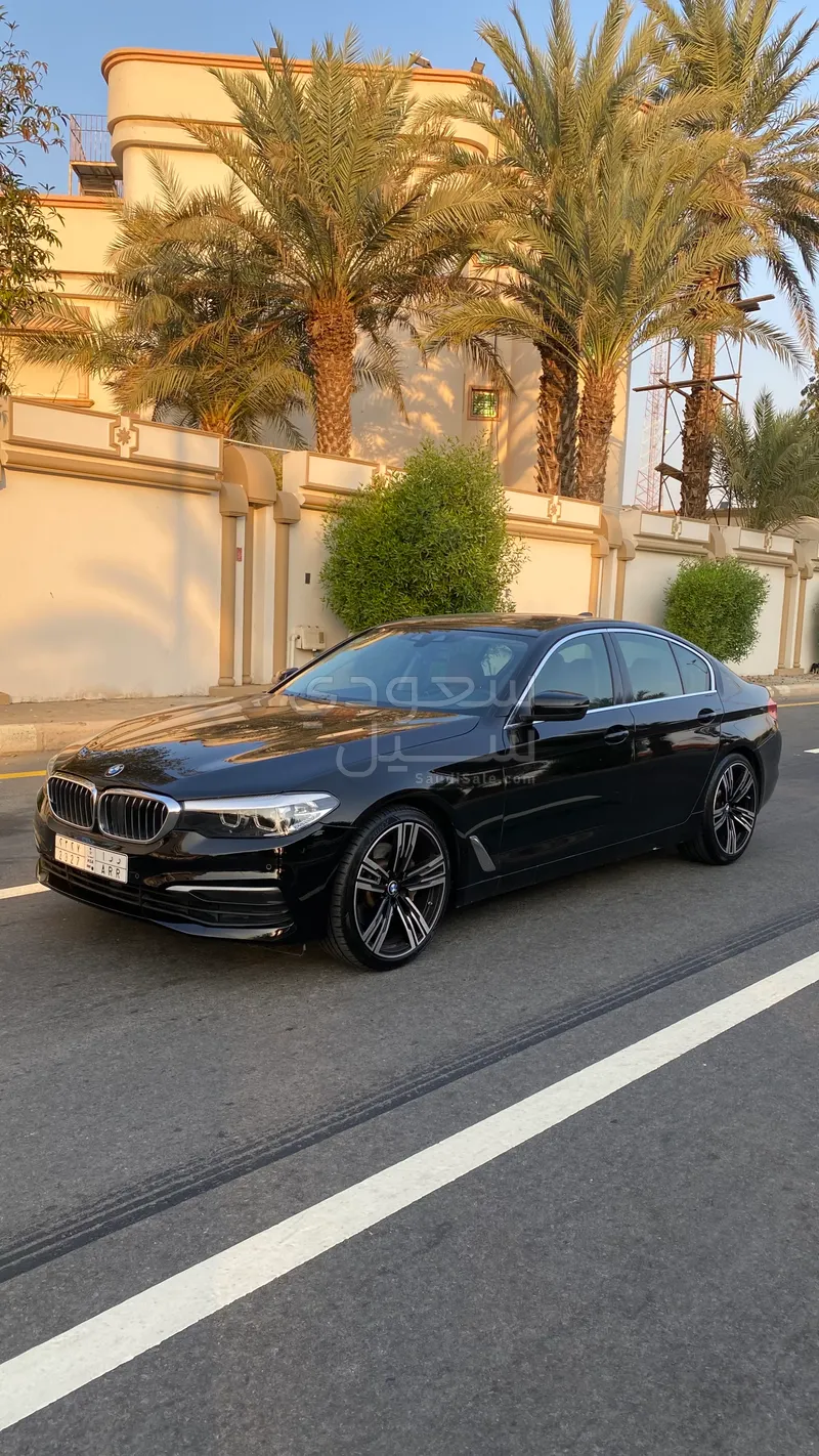 2018 بي ام دبليو الفئة الخامسة 530 أي