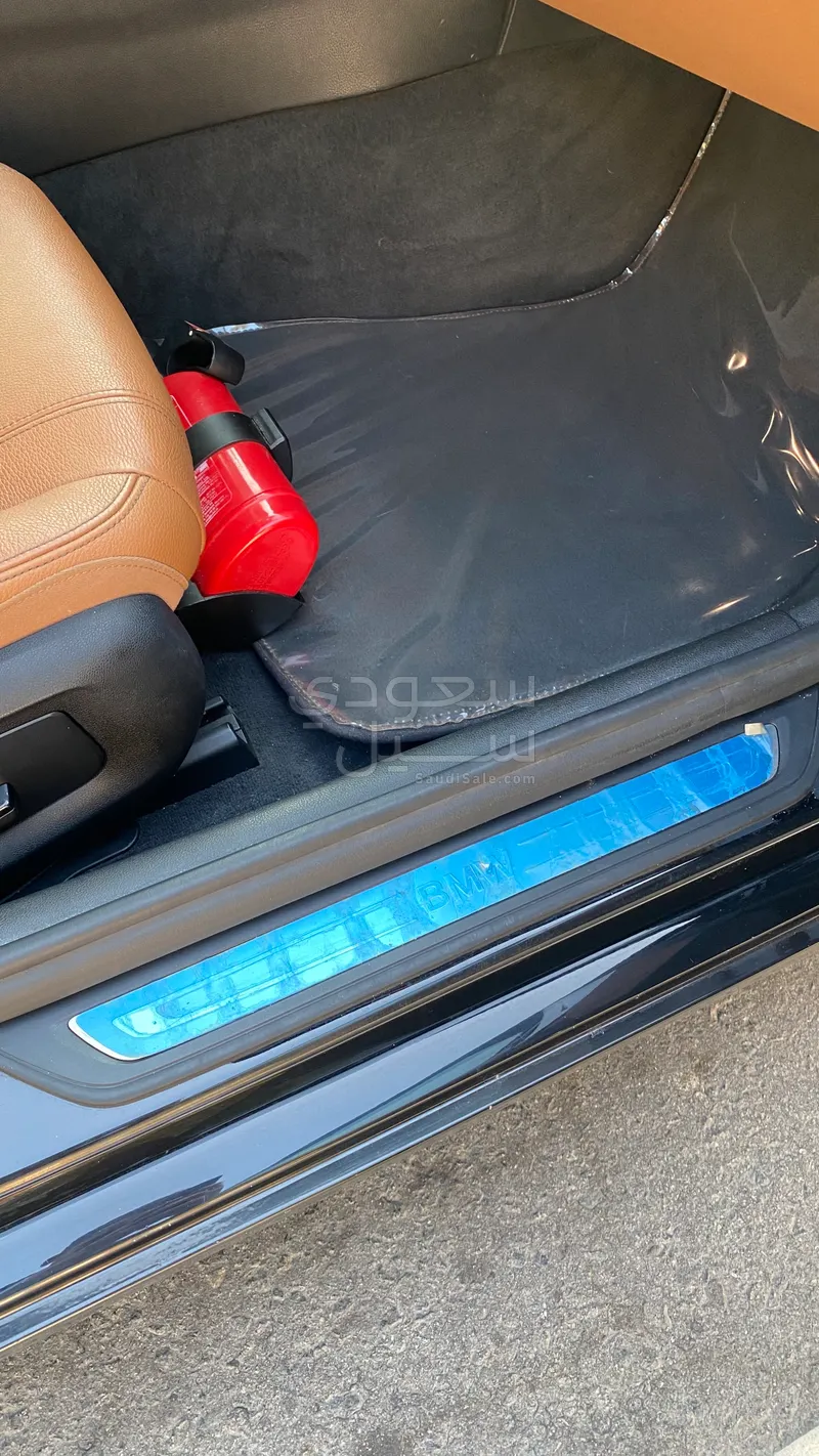 2018 بي ام دبليو الفئة الخامسة 530 أي