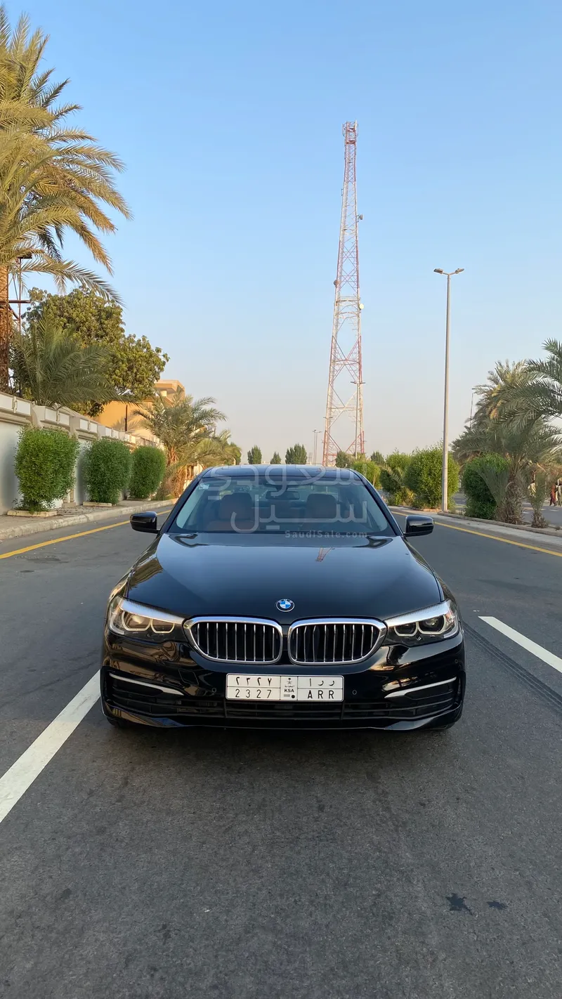 2018 بي ام دبليو الفئة الخامسة 530 أي