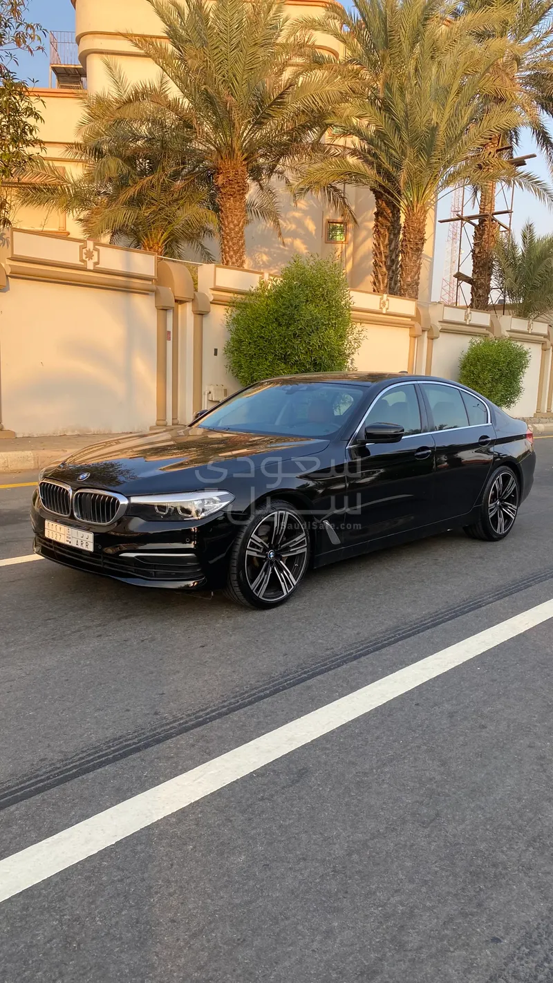 2018 بي ام دبليو الفئة الخامسة 530 أي