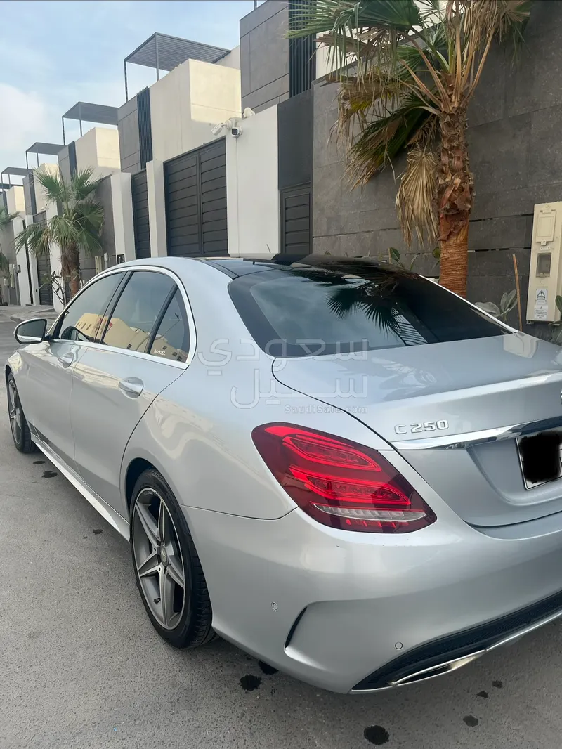 2017 مرسيدس - بنز سي 250