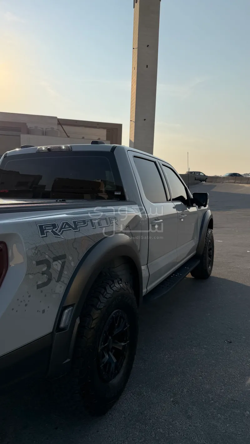 2023 فورد اف 150 رابتور