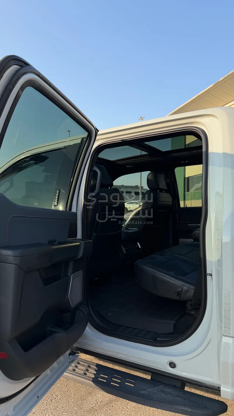 2023 فورد اف 150 رابتور