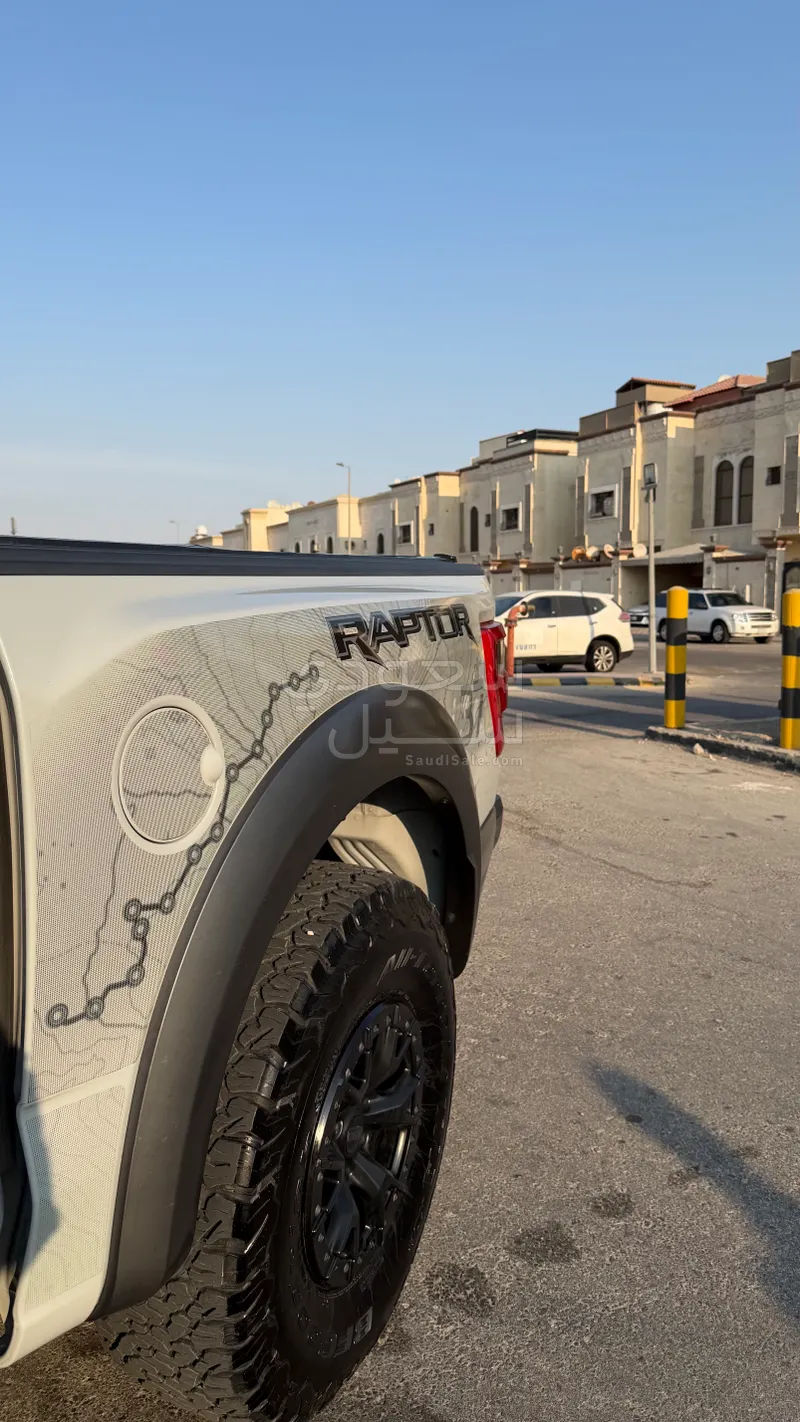 2023 فورد اف 150 رابتور