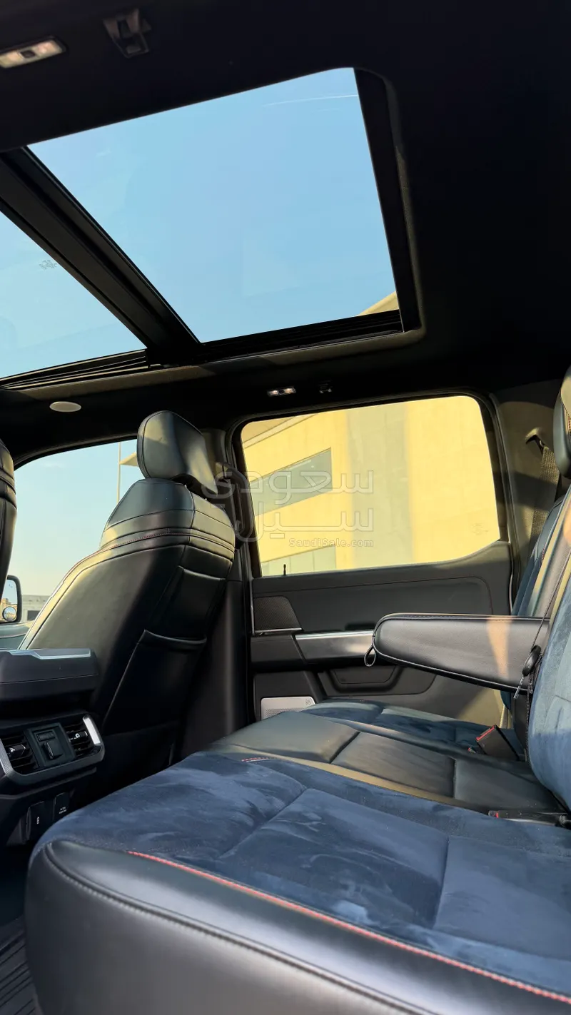 2023 فورد اف 150 رابتور