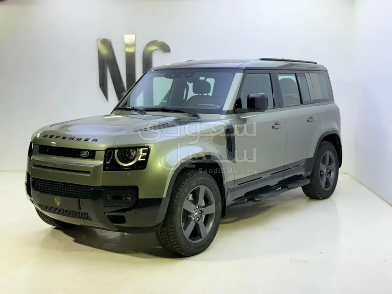 2025 لاند روفر ديفيندر اتش اس اي