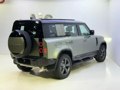 2025 لاند روفر ديفيندر اتش اس اي