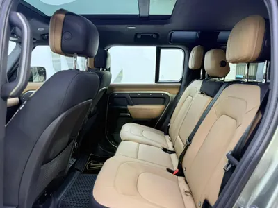 2025 لاند روفر ديفيندر اتش اس اي