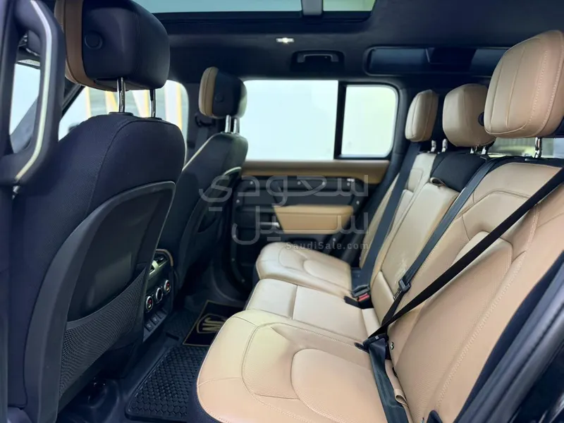 2025 لاند روفر ديفيندر اكس داينمك