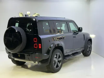 2025 لاند روفر ديفيندر اكس داينمك