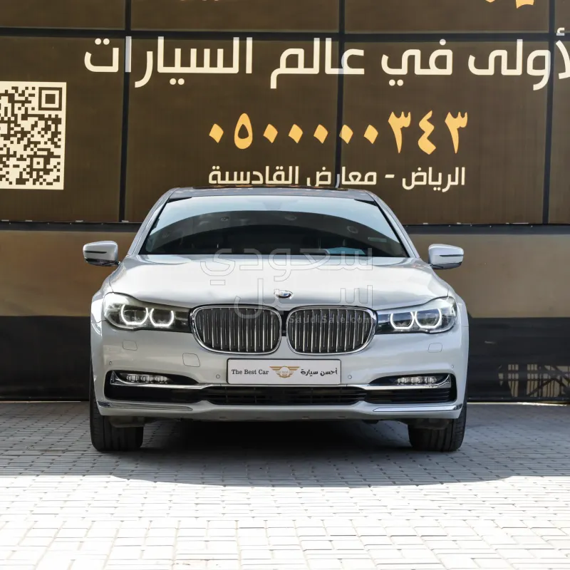 2016 بي ام دبليو الفئة السابعة 730 إل أي