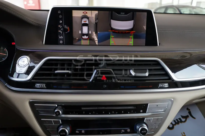 2016 بي ام دبليو الفئة السابعة 730 إل أي