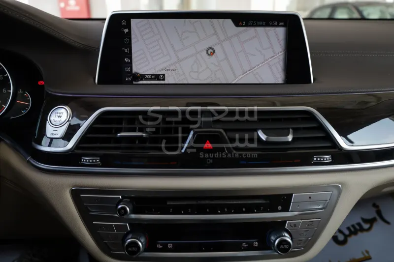 2016 بي ام دبليو الفئة السابعة 730 إل أي